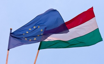 Megérkeztek Brüsszel számai - fékez a magyar gazdaság