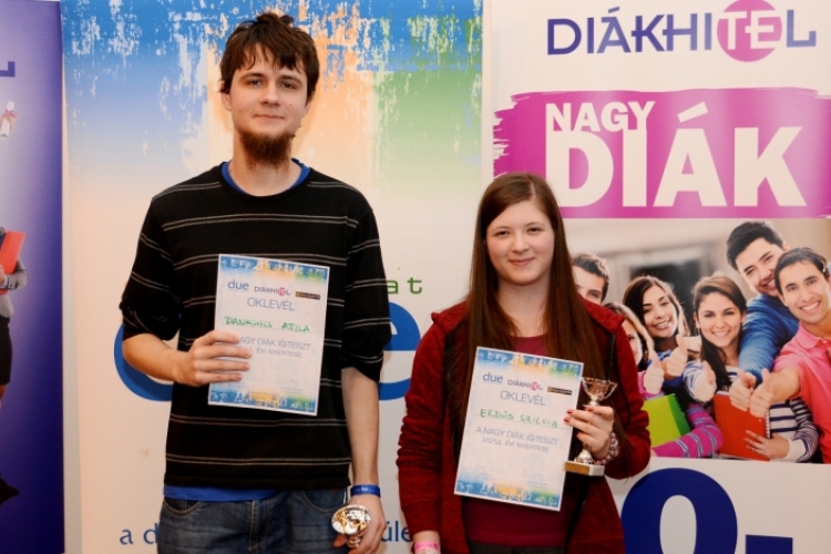 Két informatikus hallgató Magyarország legintelligensebb diákja