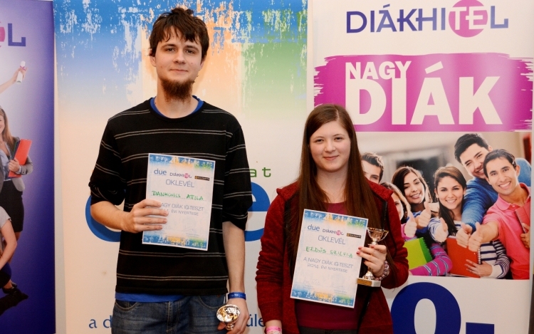 Két informatikus hallgató Magyarország legintelligensebb diákja