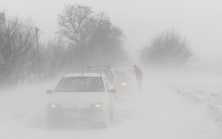 Havazás - Buszok, teherautók, személykocsik akadtak el Keszthely közelében