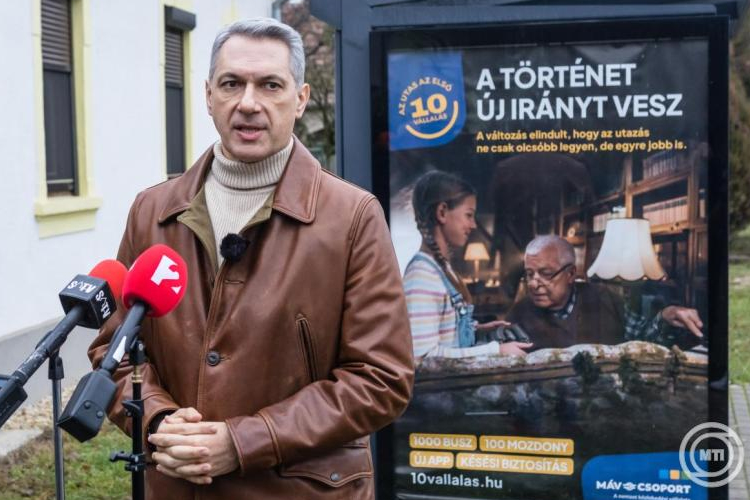 Lázár János: Magyarországon a közlekedés mindenki számára legyen alapjog