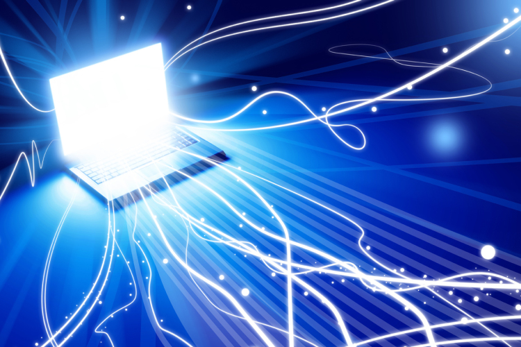 Tízből hat ember naponta használja az internetet az EU-ban