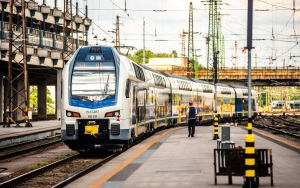 Megnövelt férőhellyel és többletjáratokkal készül a MÁV-csoport a nemzeti ünnepre