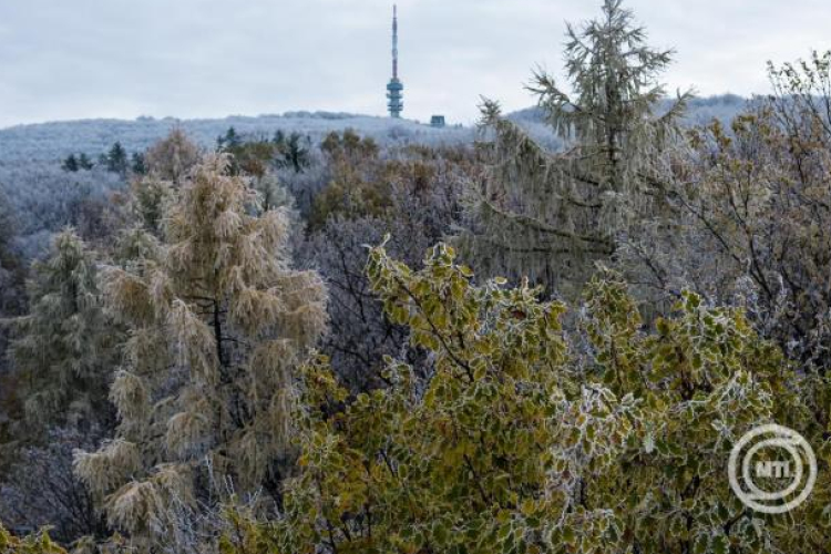 Felhős, az átlagosnál hidegebb idő várható erős széllel a héten
