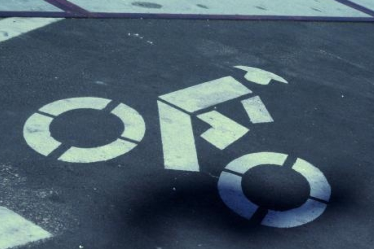 Két balesetben három kerékpáros sérült meg