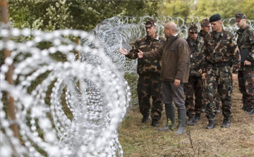 Emberfeletti tempóban halad a kerítésépítés a horvát határszakaszon