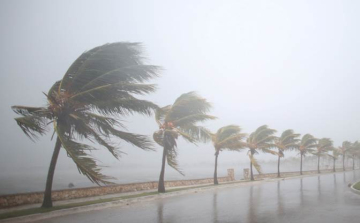 Csökkent az Irma hurrikán erőssége, de változatlanul életveszélyes