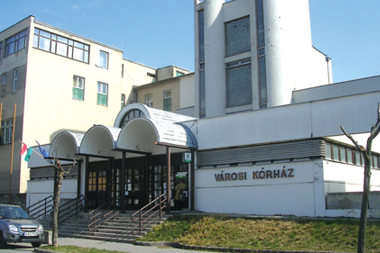 Életveszélyesen megvertek, majd magára hagytak egy férfit Keszthelyen