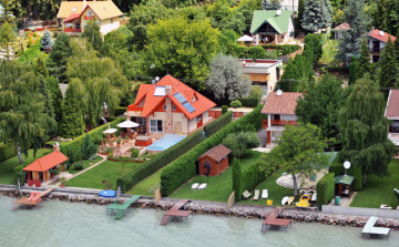 OGY - A fenntartható fejlődés bizottsága támogatta a Balaton-törvény módosítását